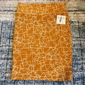 LuLaRoe pencil skirt “cassie” NWT